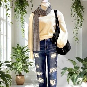 J. CREW IVORY TURTLENECK SWEATER SIZE SMALL